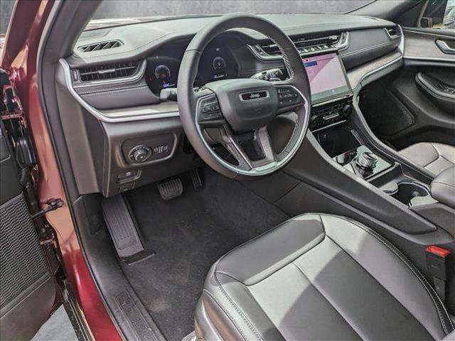 new 2025 Jeep Grand Cherokee car, priced at $43,991