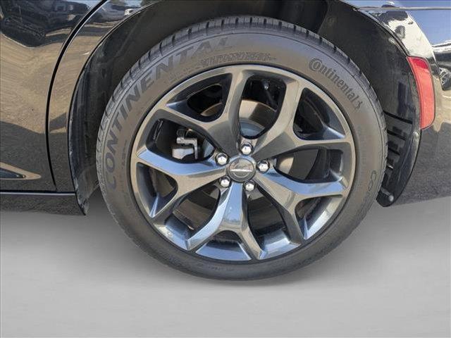 used 2021 Chrysler 300 car, priced at $18,991