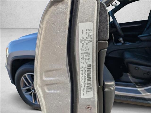 used 2019 Jeep Grand Cherokee car, priced at $20,455