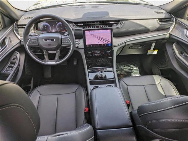 new 2025 Jeep Grand Cherokee L car, priced at $40,367