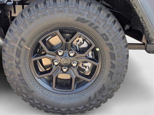 new 2025 Jeep Wrangler car, priced at $45,865