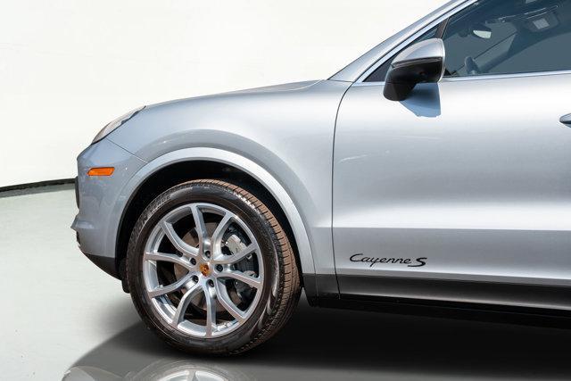 used 2022 Porsche Cayenne car, priced at $72,998