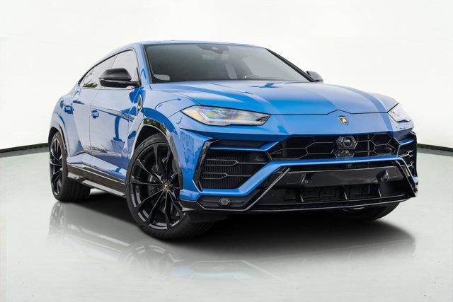 used 2022 Lamborghini Urus car, priced at $232,998