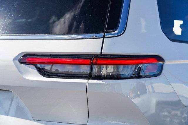 used 2021 Jeep Grand Cherokee L car, priced at $25,998