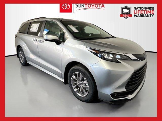 new 2025 Toyota Sienna car