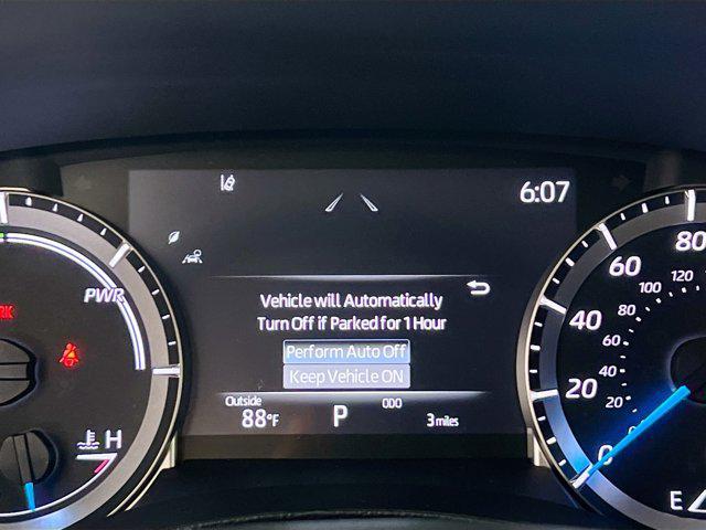 new 2025 Toyota Highlander Hybrid car, priced at $49,883