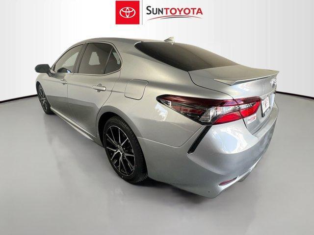 used 2022 Toyota Camry Hybrid car, priced at $27,431