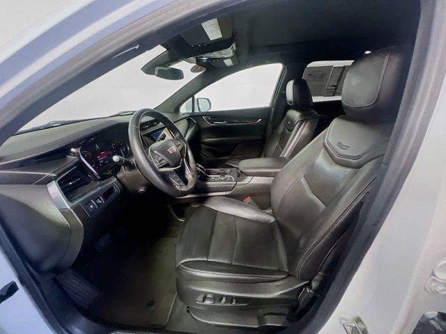 used 2022 Cadillac XT5 car, priced at $21,323