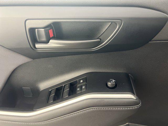 used 2023 Toyota Highlander car, priced at $35,940