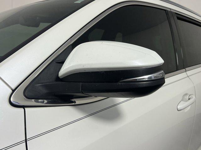 used 2019 Toyota Highlander car, priced at $22,224