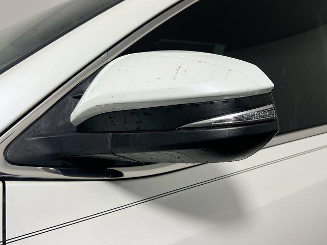 used 2019 Toyota Highlander car, priced at $21,410