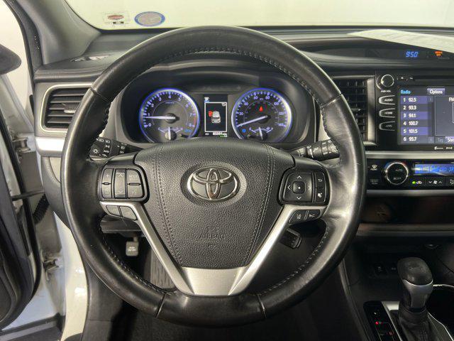 used 2019 Toyota Highlander car, priced at $22,224
