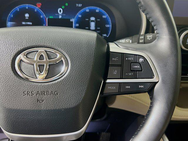used 2023 Toyota Highlander car, priced at $41,619