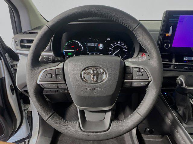 new 2025 Toyota Sienna car, priced at $47,098