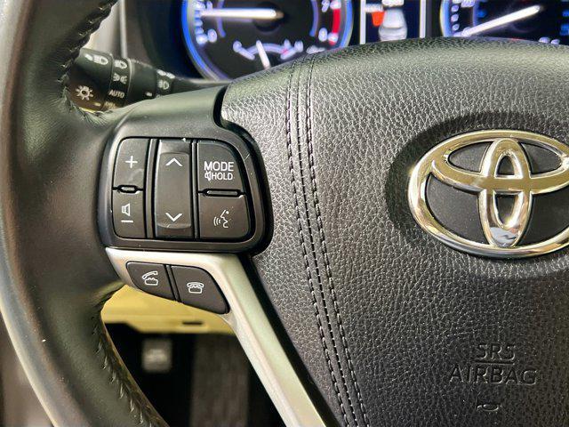 used 2016 Toyota Highlander car, priced at $22,975