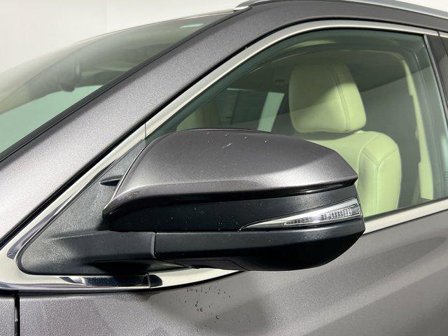 used 2016 Toyota Highlander car, priced at $22,975