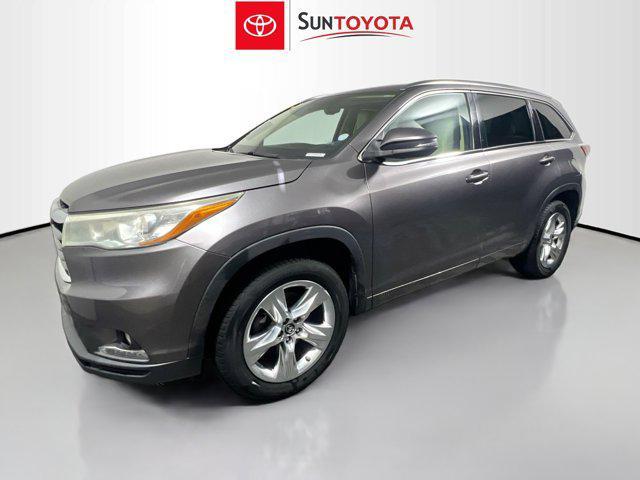 used 2016 Toyota Highlander car, priced at $22,975