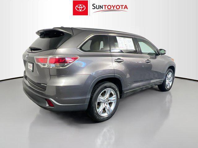used 2016 Toyota Highlander car, priced at $22,975
