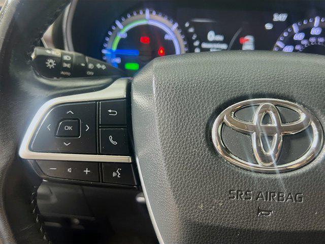 used 2023 Toyota Highlander Hybrid car, priced at $27,597