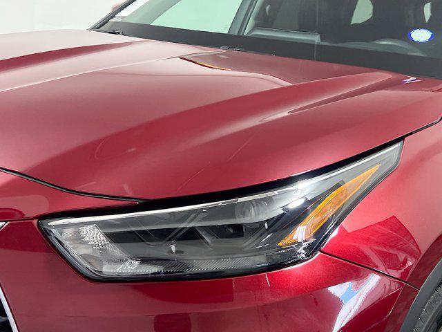 used 2022 Toyota Highlander car, priced at $36,490