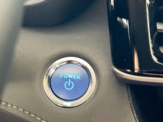 used 2022 Toyota Highlander car, priced at $36,490