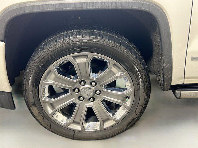 used 2018 GMC Sierra 1500 car, priced at $34,045