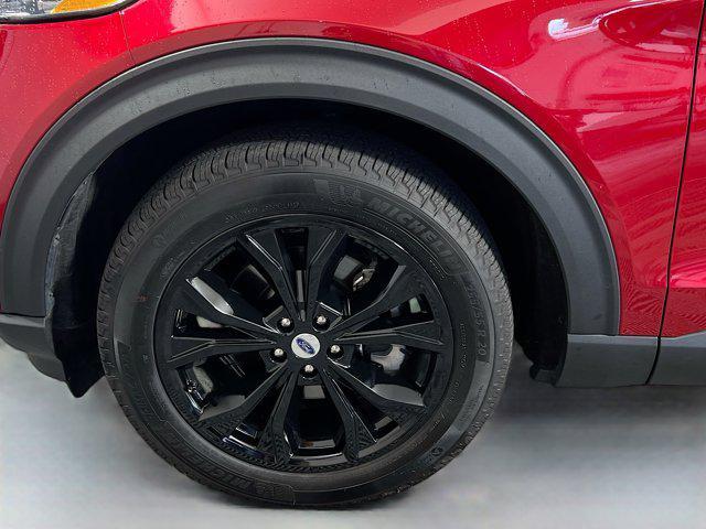 used 2023 Ford Explorer car, priced at $31,266