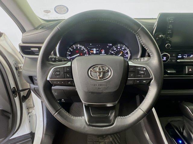 used 2021 Toyota Highlander car, priced at $31,433