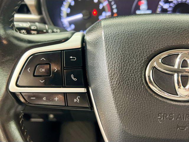 used 2023 Toyota Highlander car, priced at $28,998
