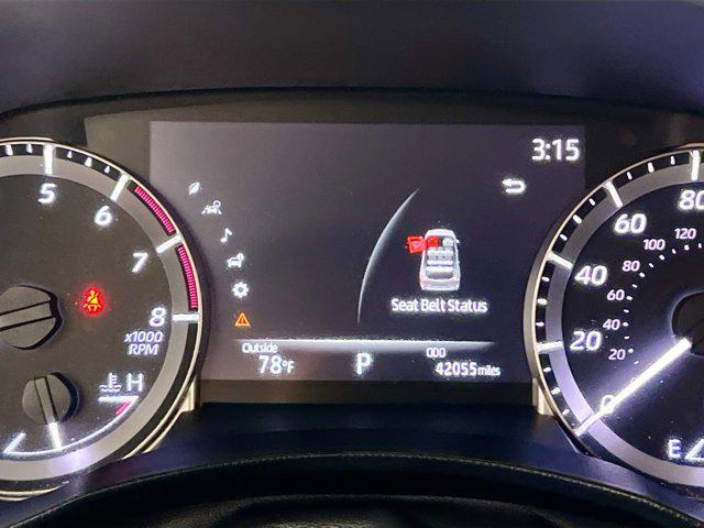 used 2023 Toyota Highlander car, priced at $28,998