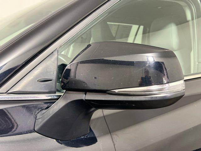 used 2023 Toyota Highlander car, priced at $28,998