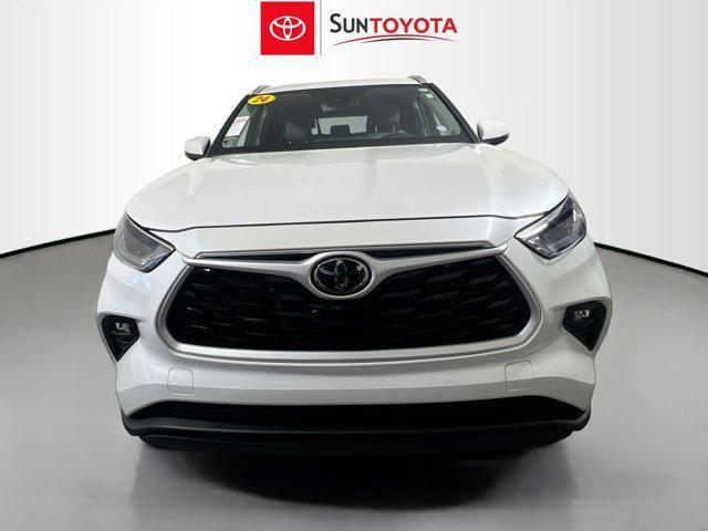 used 2024 Toyota Highlander car, priced at $38,291