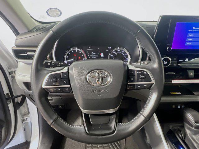 used 2024 Toyota Highlander car, priced at $38,291