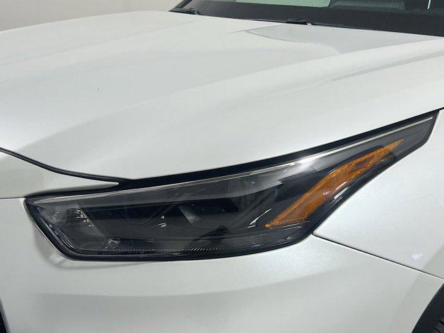 used 2024 Toyota Highlander car, priced at $38,291
