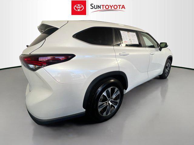 used 2024 Toyota Highlander car, priced at $38,291
