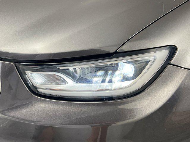 used 2023 Chrysler Pacifica car, priced at $20,550