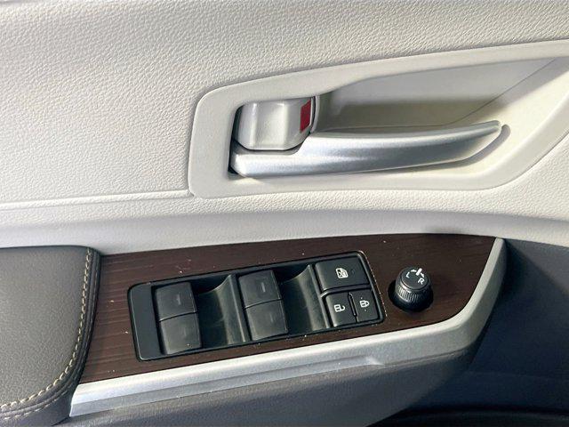 used 2022 Toyota Sienna car, priced at $29,650