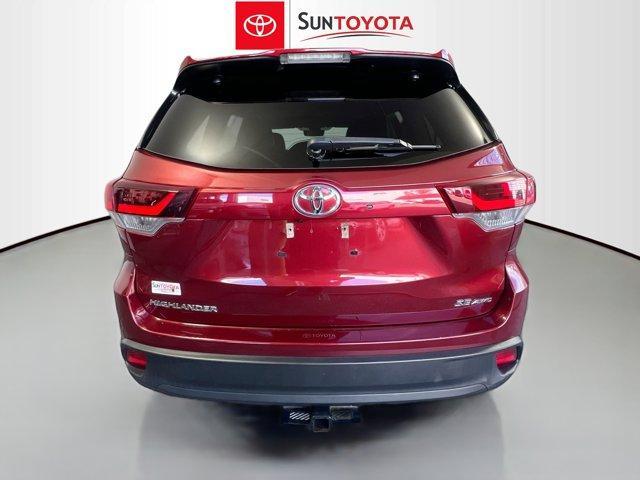 used 2019 Toyota Highlander car, priced at $22,477