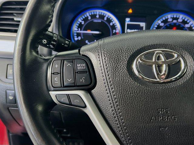 used 2019 Toyota Highlander car, priced at $22,477