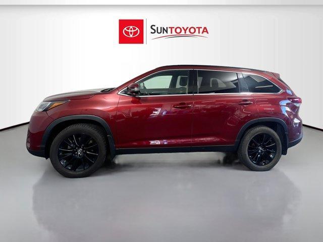 used 2019 Toyota Highlander car, priced at $22,477