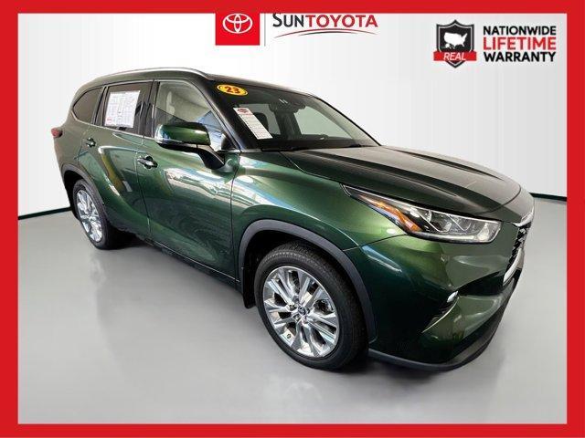 used 2023 Toyota Highlander car, priced at $41,210