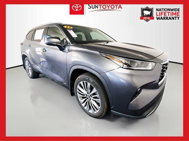 used 2022 Toyota Highlander Hybrid car, priced at $36,459