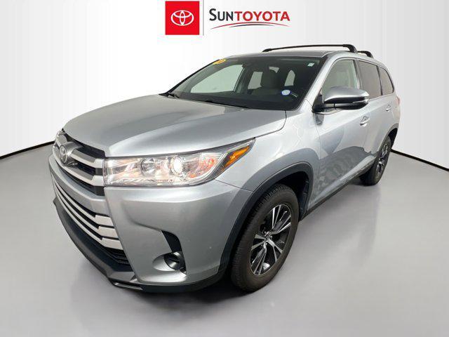 used 2019 Toyota Highlander car, priced at $21,759