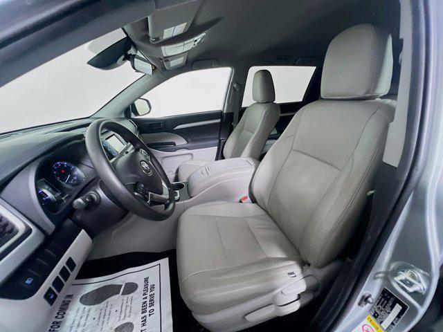 used 2019 Toyota Highlander car, priced at $21,759