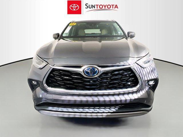 used 2022 Toyota Highlander Hybrid car, priced at $34,988