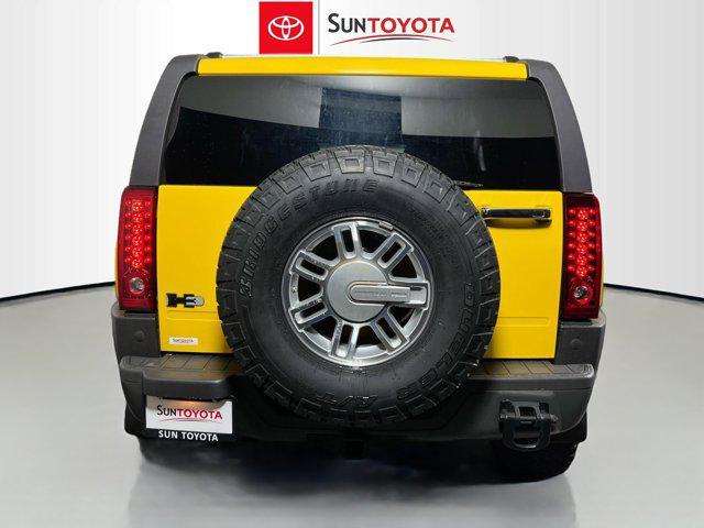 used 2006 Hummer H3 car, priced at $7,995