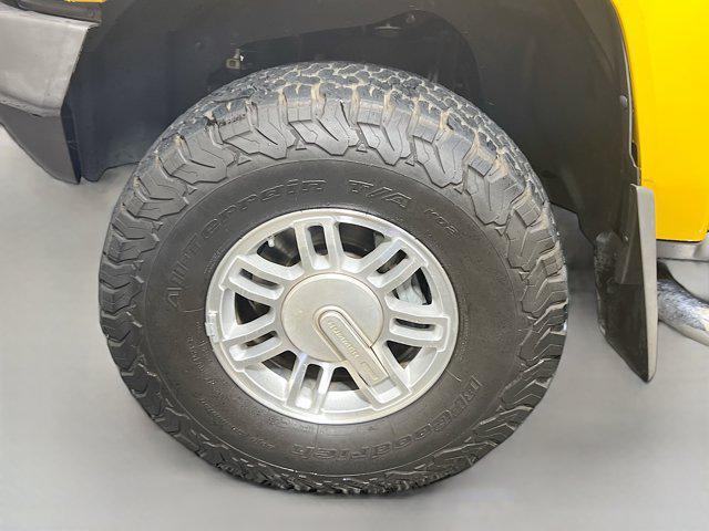 used 2006 Hummer H3 car, priced at $7,995