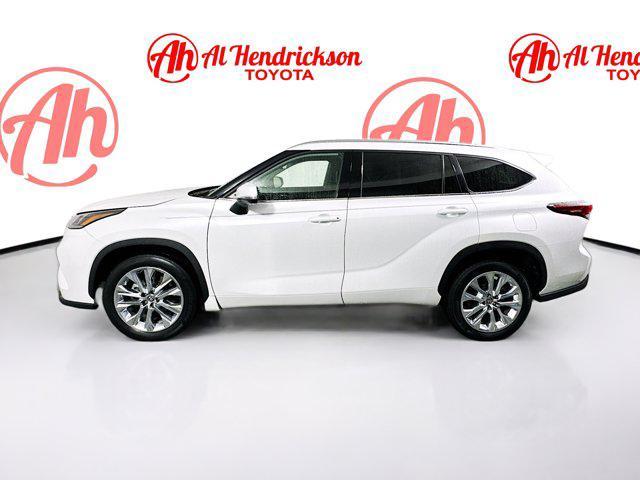 used 2023 Toyota Highlander car, priced at $37,621