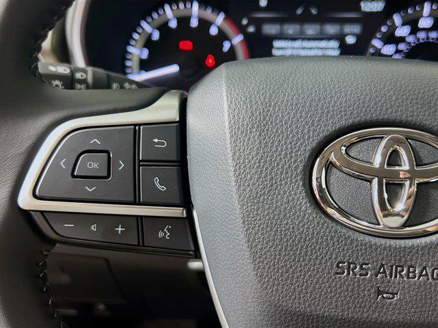 new 2025 Toyota Highlander car, priced at $47,158