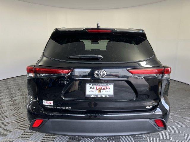 used 2022 Toyota Highlander car, priced at $31,250